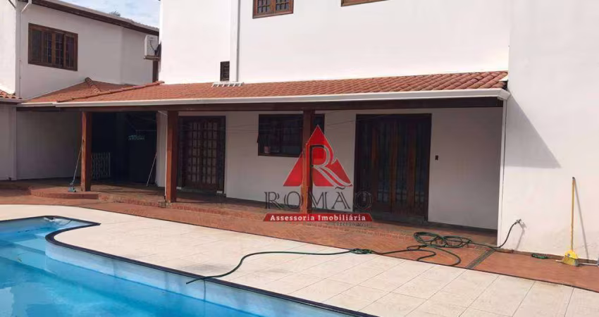 Casa com 3 dormitórios  R$ 1.600.000 - Granja Olga
