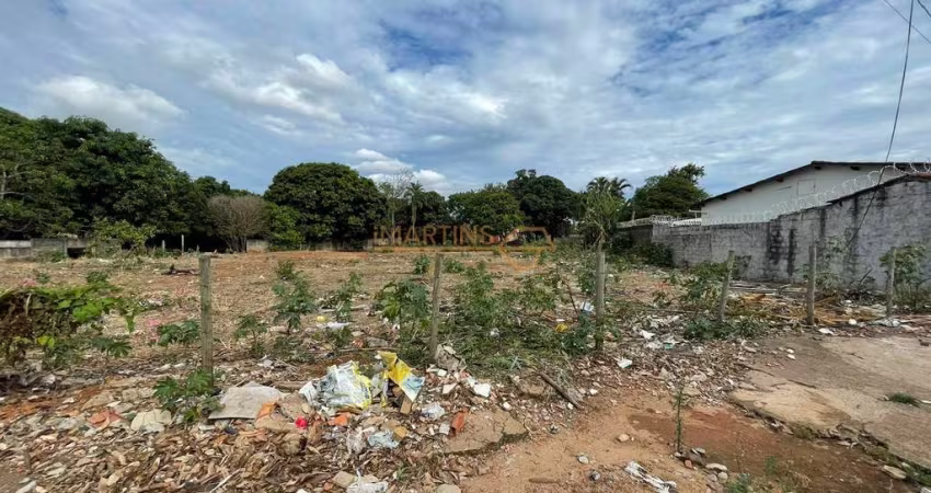 Terreno à venda no bairro Centro - Araguari/MG