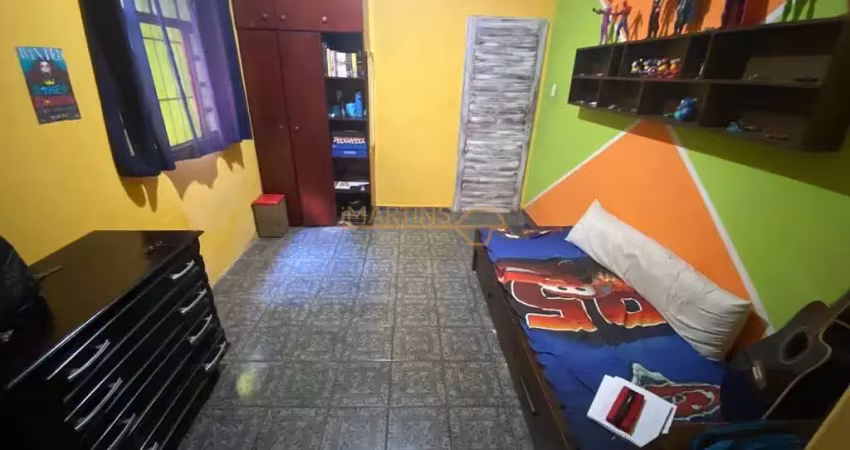 Casa à venda no bairro Independência - Araguari/MG
