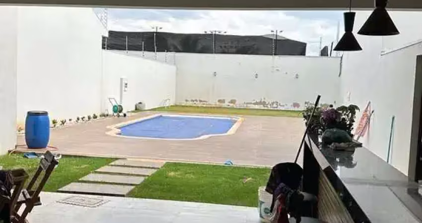 Casa com 3 quartos à venda na 1, 1, Santiago, Araguari