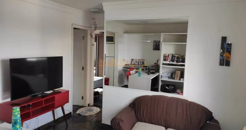 Apartamento Padrão à venda em Araguari/MG
