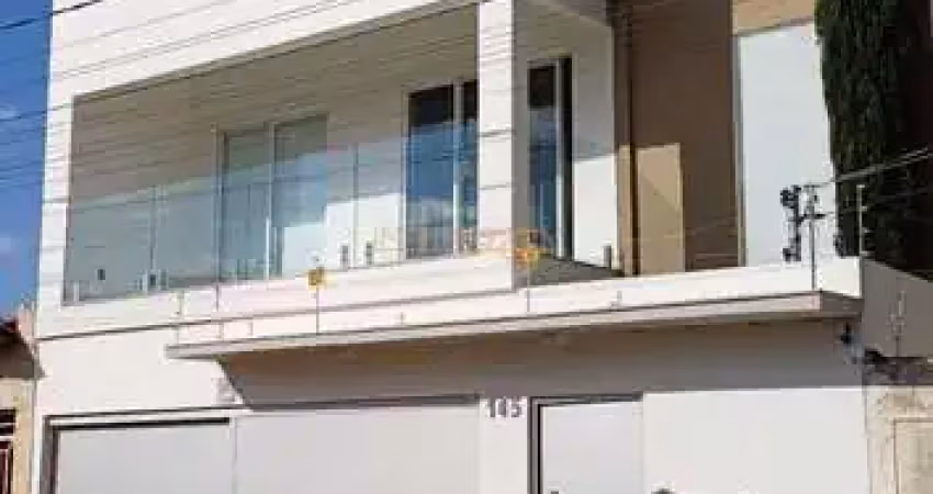 Casa com 3 quartos à venda na Praça Gaioso Neves, Industrial, Araguari