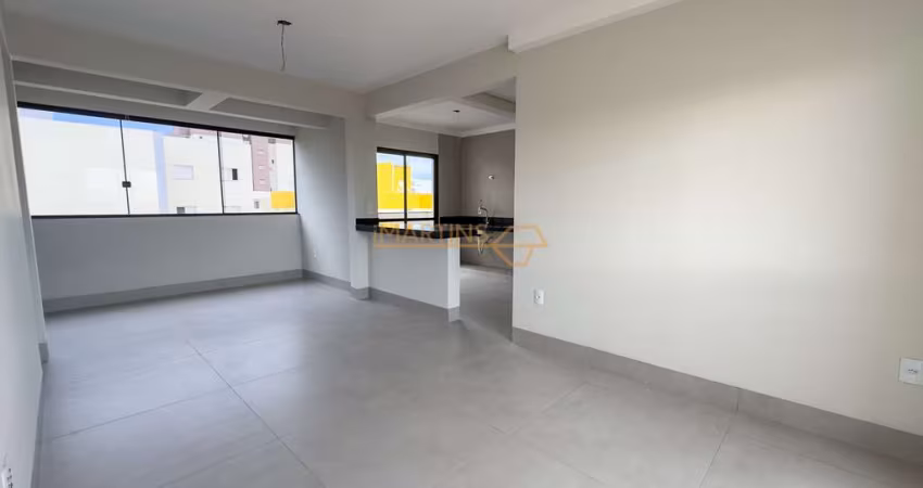 Apartamento à venda no bairro Santa Mônica - Uberlândia/MG