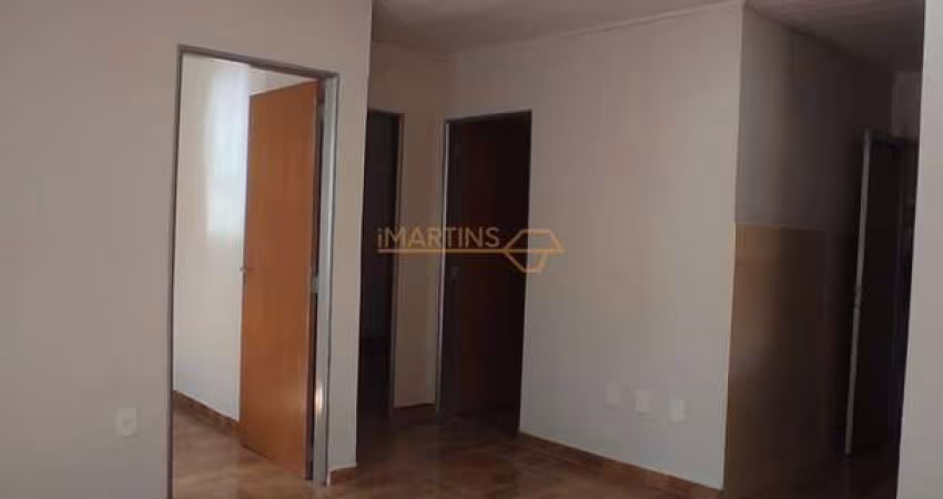 Casa à venda no bairro Bela Suiça