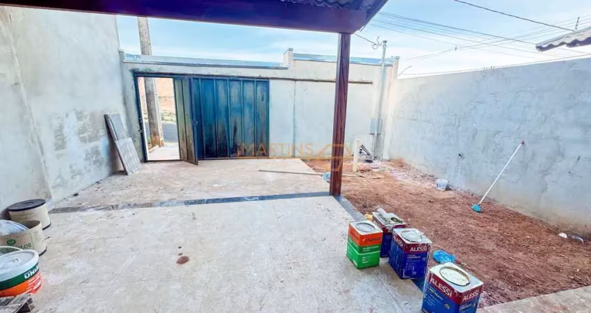 Casa à venda no bairro Parque dos Verdes - Araguari/MG