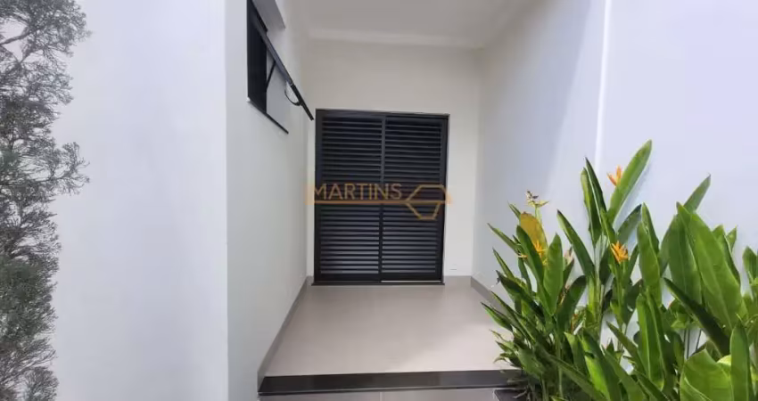 Casa com 3 quartos à venda na Rua Antônio Lemos da Silva, Santiago, Araguari