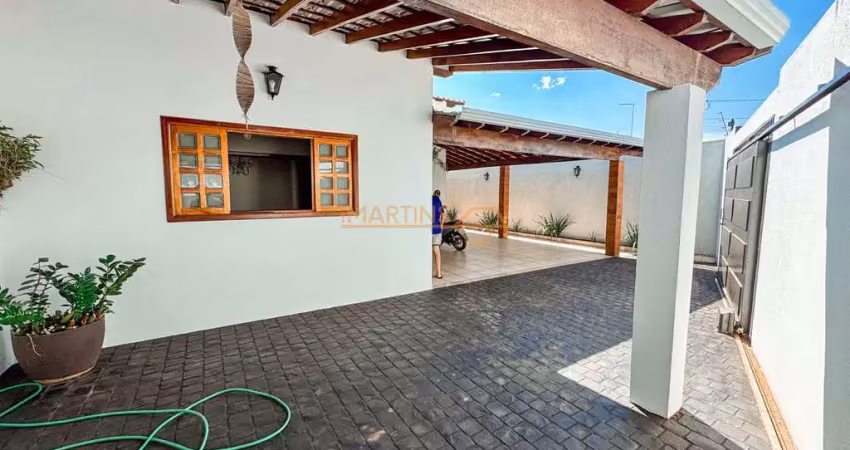 Casa com 3 quartos à venda no Sibipiruna, Araguari 