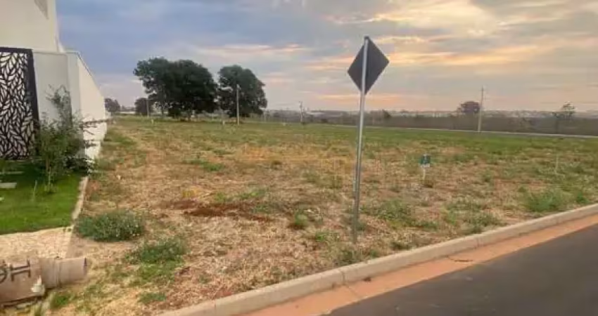Terreno à venda na Rua Antônio Lemos da Silva, Sibipiruna, Araguari