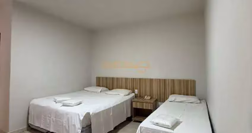 Casa com 3 quartos à venda na Rua Antônio Lemos da Silva, 1010, Centro, Araguari