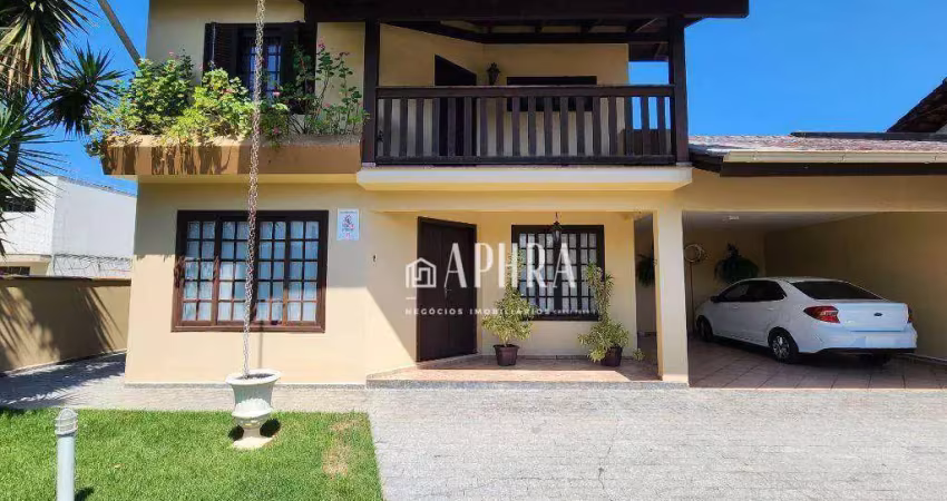 Casa com 3 dormitórios à venda, 226 m² por r$ 1.180.000,00 - água verde - jaraguá do sul/sc