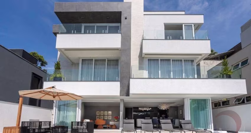 Casa à venda no bairro Santo Antônio de Lisboa - Florianópolis/SC