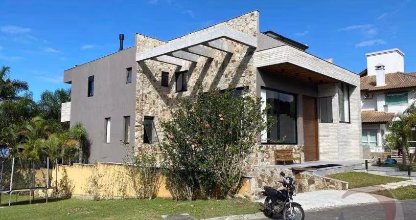 Casa à venda no bairro Barra da Lagoa - Florianópolis/SC