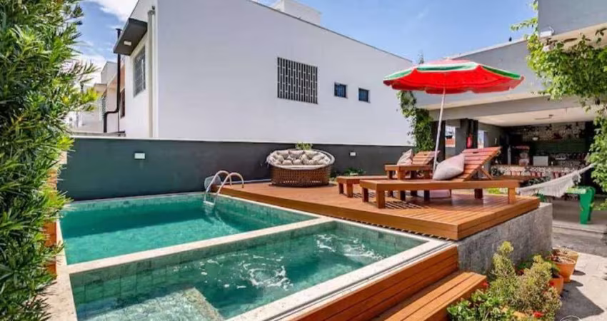 Casa à venda no bairro Ribeirão da Ilha - Florianópolis/SC