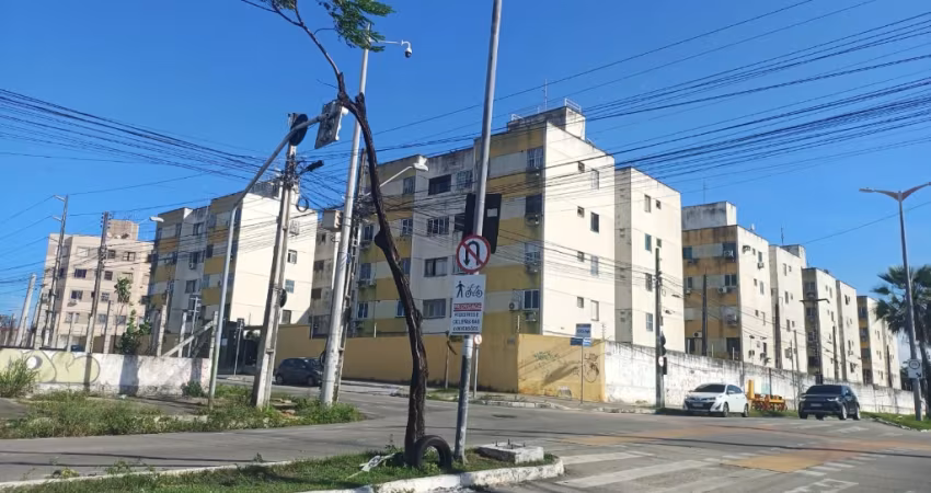 Apartanento  na cidade dos funcionários. Prédio com lazer