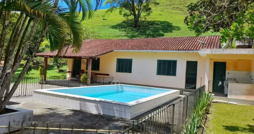 Fazenda para Venda em Silva Jardim, Imbaú, 3 dormitórios, 1 suíte, 2 banheiros, 2 vagas
