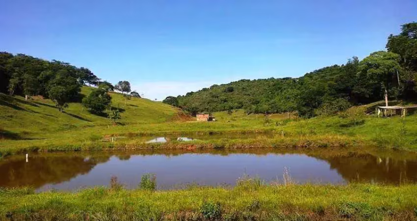 Sítio para venda em cachoeiras de macacu, papucaia, 2 dormitórios, 1 banheiro, 1 vaga