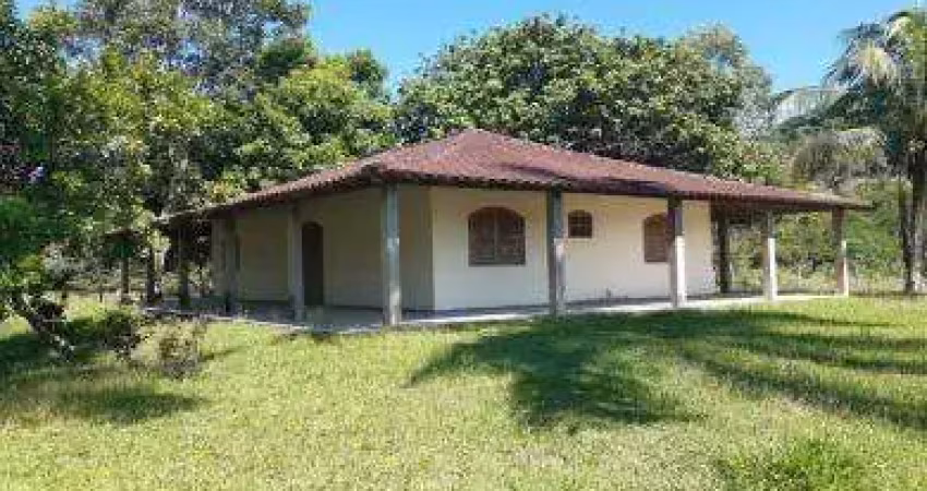Sítio para Venda em Cachoeiras de Macacu, Vecchi, 2 dormitórios, 1 banheiro, 1 vaga