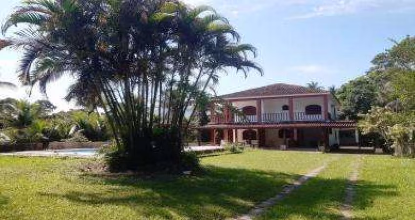 Sítio para Venda em Cachoeiras de Macacu, Japuíba, 5 dormitórios, 2 banheiros, 2 vagas