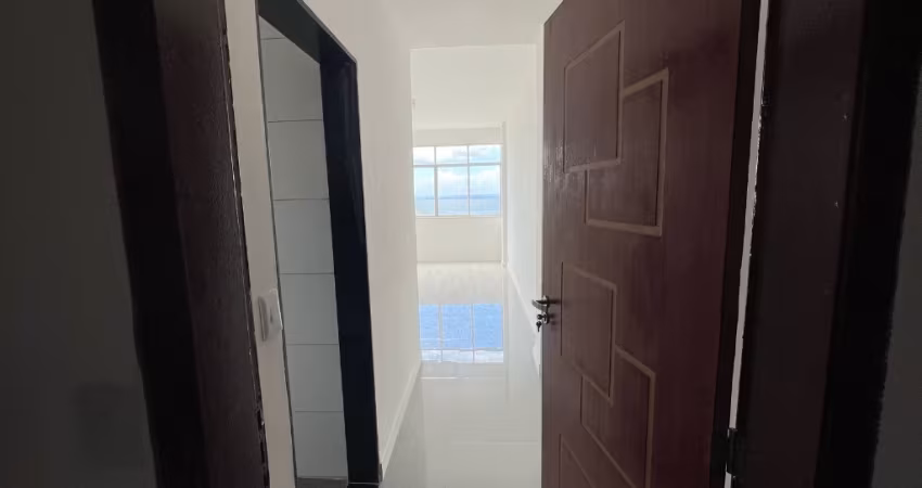 Vende-se Apartamento em frente a Le Bicuit
