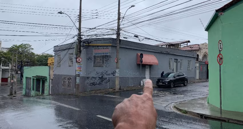 Casa 100M2 na Rua Rio Casca 29 esquina de Rua 3 Pontas