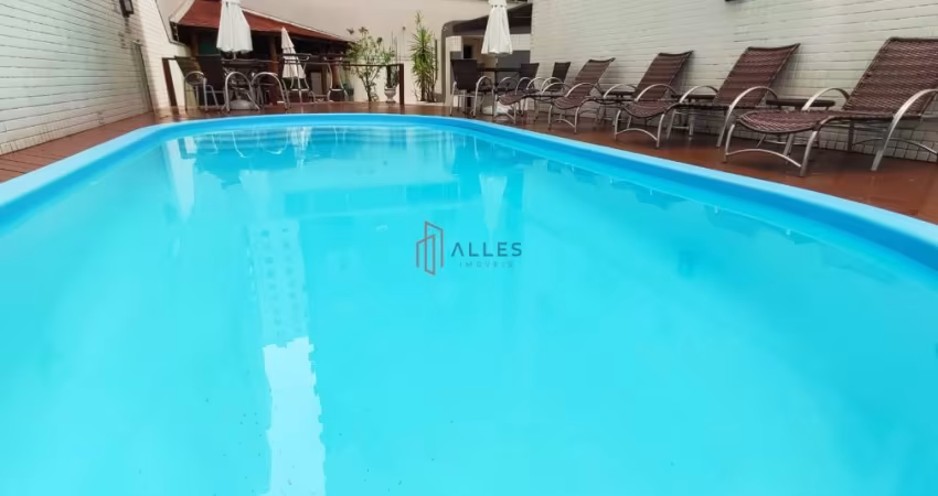 ALUGA-SE ANUAL APARTAMENTO MOBILIADO NO CENTRO DE BALNEÁRIO CAMBORIÚ/SC
