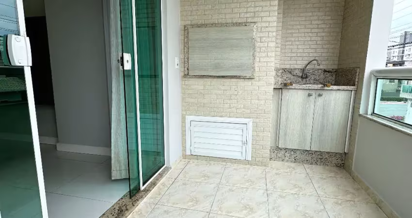 Aluga-se anual apartamento diferenciado semi-mobiliado em balneário camboriú/sc