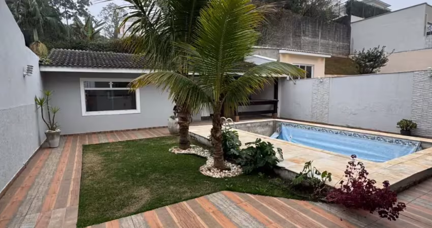 Casa em condomínio fechado com 3 quartos para alugar na Rua Tomi Saburo Yamamoto, Jardim das Cerejeiras, Arujá