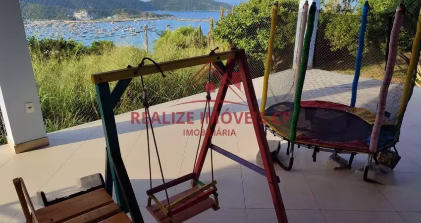 Casa com vista pro mar em Arraial do Cabo