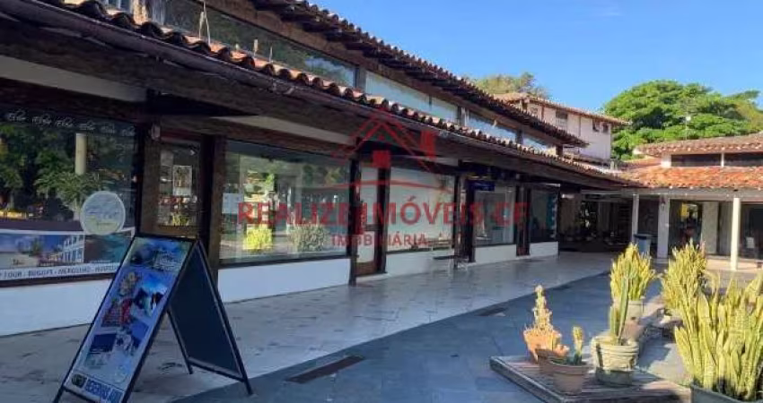 Loja comercial à venda no no Shopping Nº 1 no Centro de Búzios
