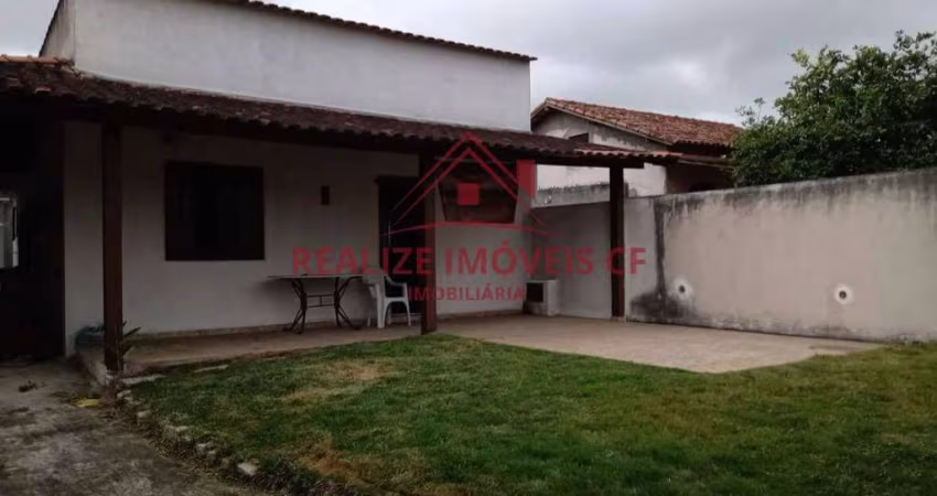 OPORTUNIDADE!!! Casa com 3 quartos e 1 kitnet à venda!!!