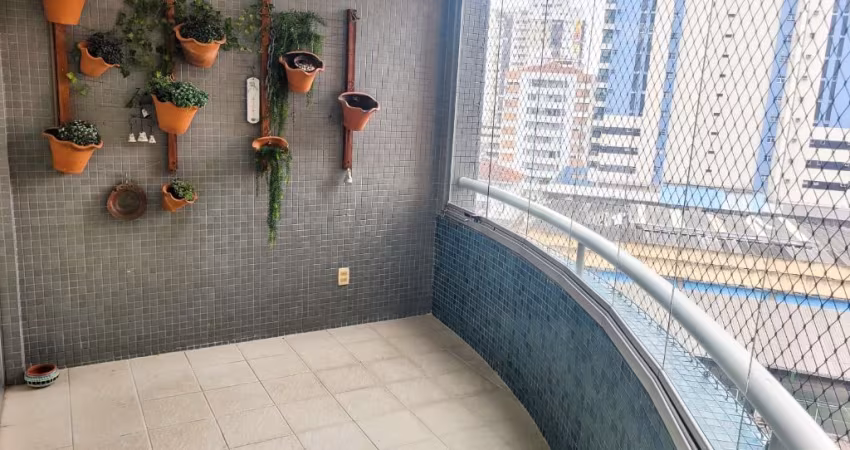APARTAMENTO ENORME COM 4 DORMITÓRIOS NO MELHOR DO CANAL 2. A UNIÃO ENTRE BELEZA E SOFISTICAÇÃO.
