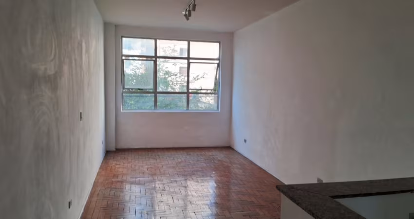 Excelente Kitnet com 30 m2 para alugar na Bela Vista - SP