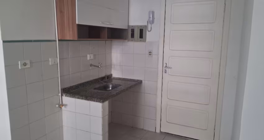 Maravilhosa Kitnet próxima do Metrô, ótima localização na Bela Vista - SP