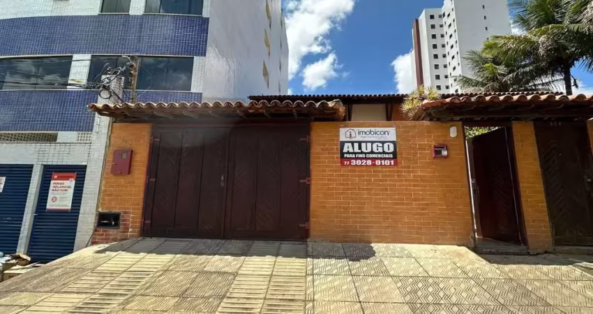 Alugo duplex com 4 quartos (1 suíte) na av. luis eduardo magalhães
