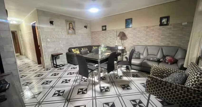 Casa com 3 quartos à venda na Dona Nina Faria, 100, Rádio Clube, Santos