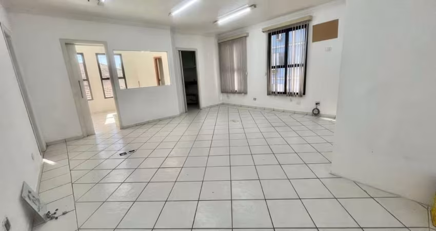 Sala comercial à venda na Avenida Almirante Cochrane, 194, Aparecida, Santos