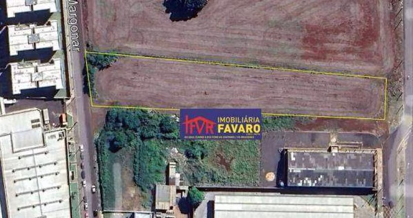 Terreno de Edquina comercial com 588m2.