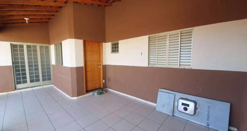 Casa com 1 dormitório para alugar, 50 m² por R$ 750,00/mês - Conjunto Café - Londrina/PR