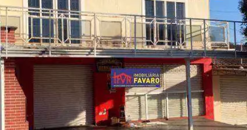 Esquina comercial contendo:  apartamento tipo sobreloja com 2 quartos, sala ampla, cozinha, área de serviço e varanda. salão térreo com 75m2 interno,