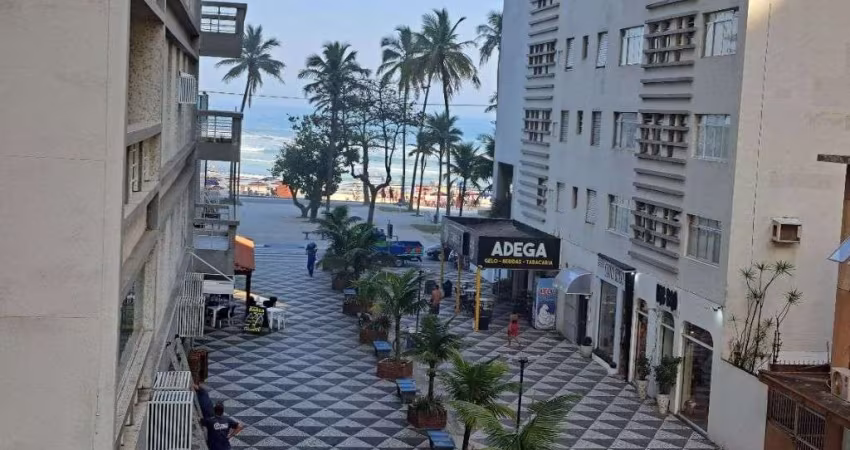 PITANGUEIRAS- CALÇADÃO COM VISTA PARA O MAR , GARAGEM NO PRÉDIO.