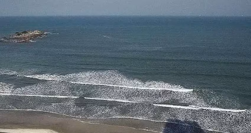 Pitangueiras - Maravilhosa cobertura, frente total para o mar e área de lazer no prédio.