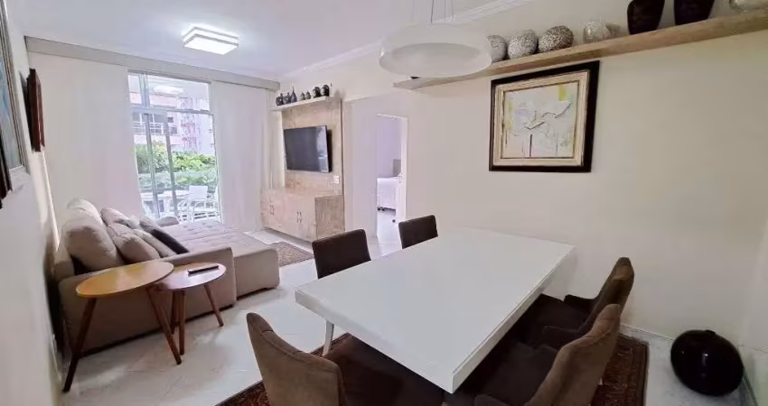 Pitangueiras - uma quadra da praia , localização privilegiada , condomínio baixo.