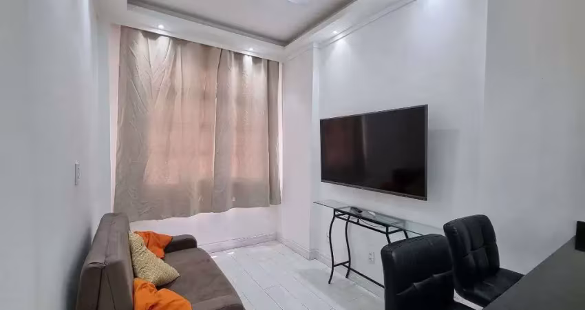 Pitangueiras- uma quadra da praia , localização espetacular.