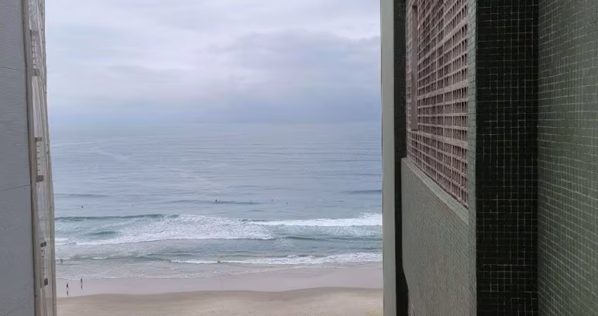 PITANGUEIRAS - FRENTE AO MAR C/ LINDA VISTA, REFORMADO, MARAVILHOSO APTO C/ 2 SUÍTES + DEP. DE EMPREGADA, GARAGEM EM PARQUEAMENTO.