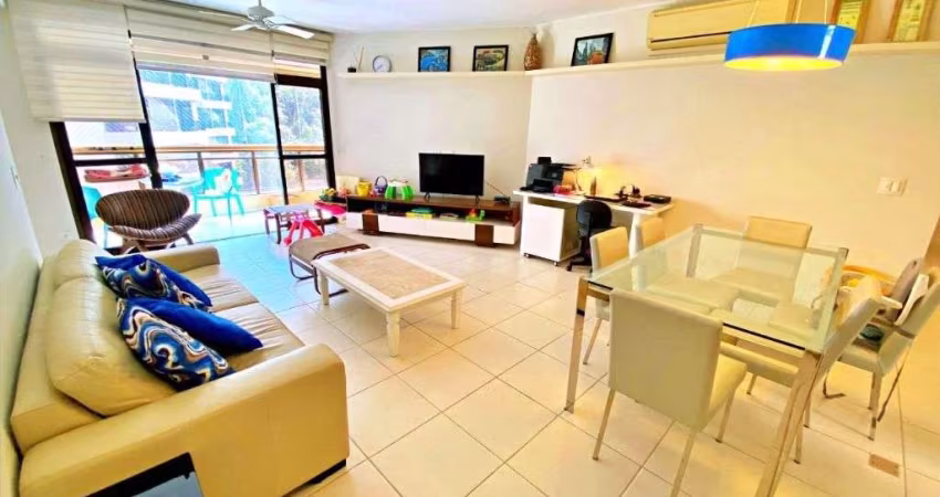 AMPLO APARTAMENTO COM 3 SUÍTES, MAIS O 4º DORMITÓRIO OPCIONAL, 2 VAGAS, VARANDA ESTENDIDA, NA REGIÃO NOBRE DA PITANGUEIRAS NO GUARUJÁ.