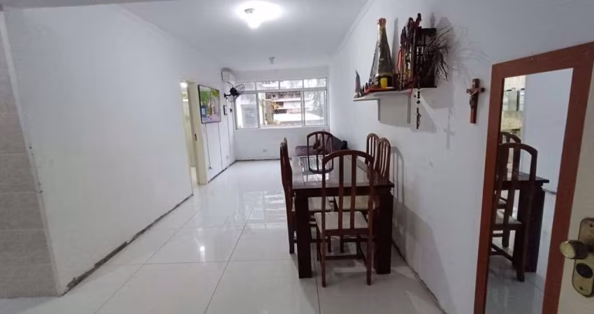 APARTAMENTO NO CENTRO DO GUARUJÁ COM 2 DORMITÓRIOS