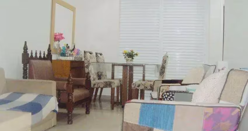 Pitangueiras- uma quadra da praia , localização privilegiada.