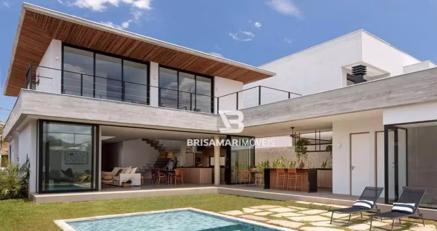Casa de alto padrão em condomínio privilegiado no guarujá – 5 suítes, área gourmet e beach house