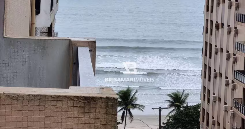 Pitangueiras- uma quadra do mar , totalmente reformado, garagem privativa no prédio, condomínio baixo.