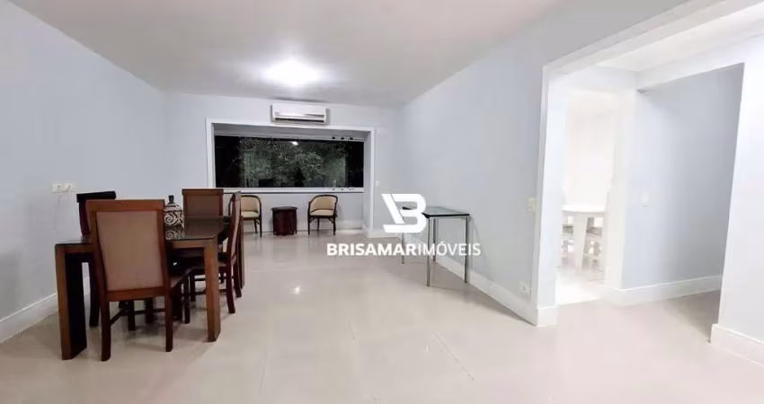 Pitangueiras- calçadão , lindo apartamento totalmente reformado , garagem no prédio.